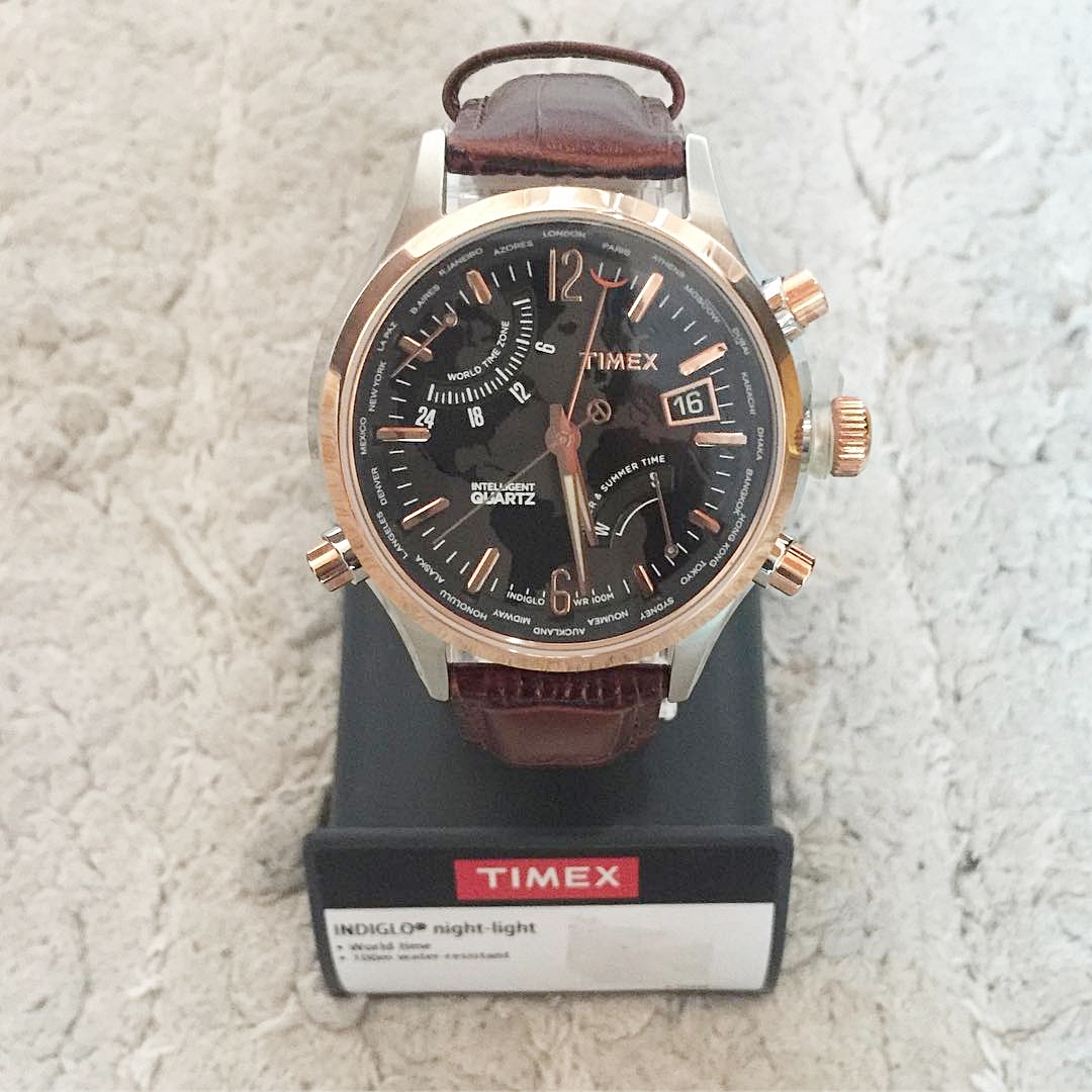 Часовник Timex Indiglo